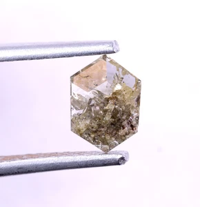 Diamante hexagonal natural amarillo-marrón de 0,53 quilates con sal y pimienta para anillo de bodas. - Imagen 1 de 7