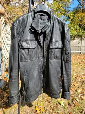 Chaqueta de motociclista de cuero negra 7 Diamonds para hombre pequeña Moto Café Racer ligera Foto 1 de 4