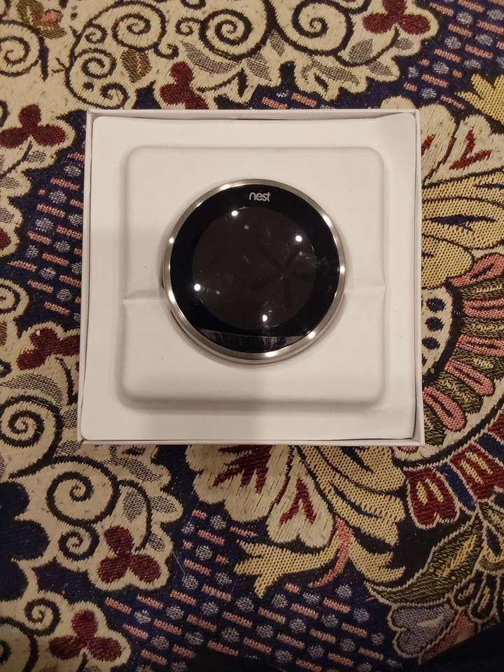 Google Nest Learning Thermostat (3rd Generation), Stainless - Untested - Image 1 of 1