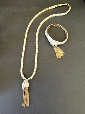 Vtg Gold Tone Ivory Enamel Necklace Hinged Bangle Bracelet, Clip Earrings Tassel - Image 1 of 4