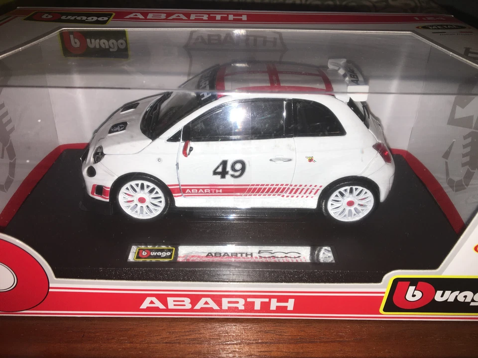 Abarth 500 Fiat Burago 1:24 - Immagine 1 di 1