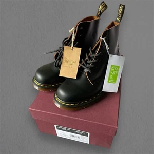 Dr. Martens VINTAGE 101 QUILON LEDER STIEFELETTEN Neu im Karton in Gr. 38 - Bild 1 von 5