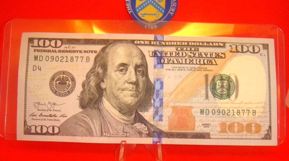 USA 2013 SERIES 100 ONE HUNDRED DOLLAR Federal Reserve Note 100 DOLLAR NOTE . - Image 1 of 4