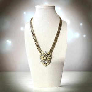 J. Collana dichiarazione a grappolo con strass tono oro CREW JC240 - Foto 1 di 5