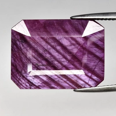 💎 Huge 24.13ct Octagon Natural Purplish Red Ruby - Unheated, Madagascar Gem - Image 1 of 4