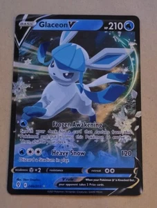 POKEMON TCG CARD - SWSH EVOLVING SKIES - GLACEON V 040/203 - (HOLO) NM - Picture 1 of 1