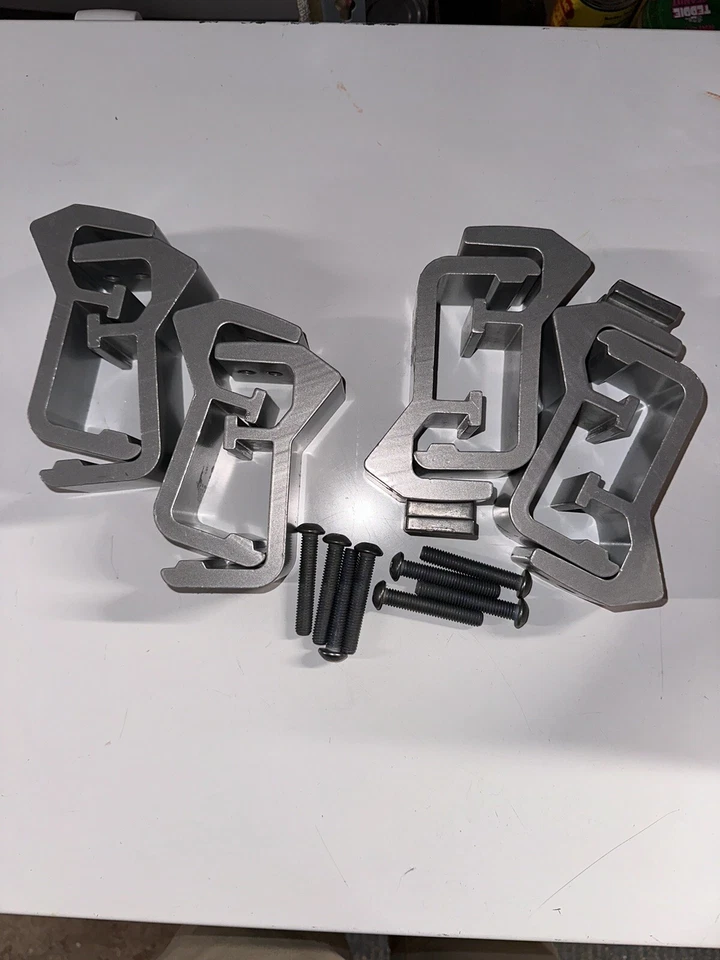 Adaptador Thule XK4 Xsporter Pro para Toyota Tacoma 2016 Foto 1 de 2