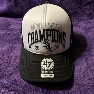 Chicago White Sox '47 marca camioneta de malla serie mundial 2005 sombrero a presión nuevo con etiquetas - Imagen 1 de 6