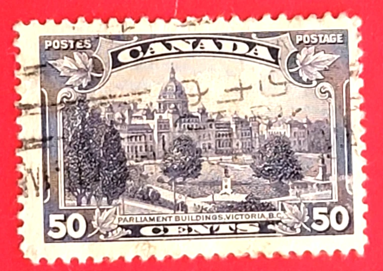 Canada Stamp 226 "Parliament Victoria BC" Used - Image 1 of 1
