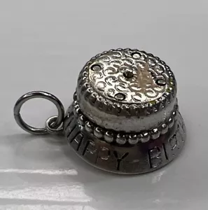925 Sterling Silver Retro Charm Pendant HAPPY BIRTHDAY Cake Pop Up Candles Gift - Picture 1 of 7