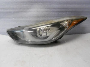 2014-2016 Hyundai Elantra OEM Driver Side Headlight 92101-3Y510 - Bild 1 von 13