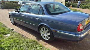 2004 JAGUAR XJ SERIES XJ8 3.5 V8 SPORT AUTO PETROL BLUE new tyres coilovers etc. - Picture 1 of 10