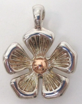 Colgante Flor Esposito Oro Rosa 14k y Plata de Ley con Potenciador Imán Foto 1 de 4