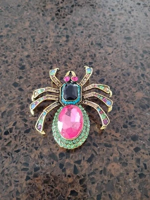 Broche prendedor araña "Heidi patas largas" cristales coloridos de alta gama Foto 1 de 4