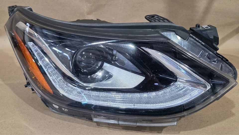 Conjunto de faros OEM GM 42703227 2017-2021 Chevy Bolt EV lámpara delantera Foto 1 de 4