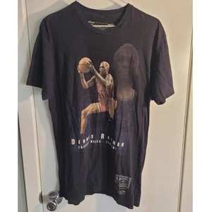 MITCHELL & NESS Mens Black Dennis Rodman #91 T-Shirt Sz Medium Chicago Bulls NBA - Picture 1 of 8
