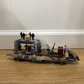 LEGO 7929 Star Wars: The Battle of Naboo 95% Complete READ DESCRIPTION