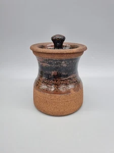 A Michael (Mick) Casson Studio Pottery Waisted, Lidded Pot. - Picture 1 of 15