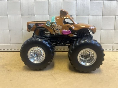 Монстр-трак Scooby Doo 1:64 Hot Wheels - Изображение 1 из 4