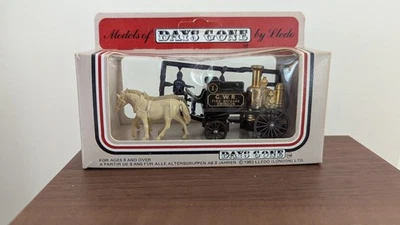 LLEDO DAYS GONE SERIES: DG5 HORSE DRAWN FIRE ENGINE 'GWR SWINDON' (1984 Release) - image 1 of 4