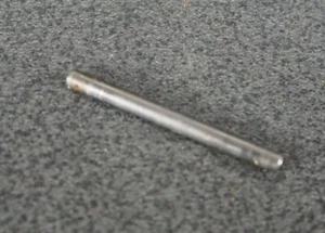 KAWASAKI KH250 -8231- FLOAT PIN 16032-003 - Picture 1 of 4