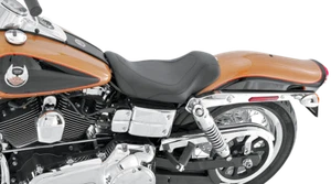 Mustang Tripper Solo Synthetic Solo Leather Seat 2004-2005 Harley Dyna Low Rider - Picture 1 of 1