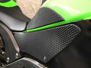 Techspec KAWASAKI ZX10 (2016-CURRENT) SnakeSkin Tank Grips 62-2527-SS - Picture 1 of 3