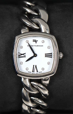 $2,100 Reloj David Yurman Albion 27 mm Acero Inoxidable Cuarzo Diamante Dial T932-M Foto 1 de 4