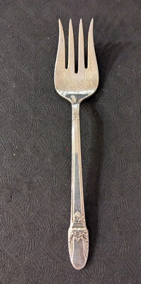 1847 Rogers Bros First Love 1937 diseño de tenedor de carne astillada de postre plateado Foto 1 de 4