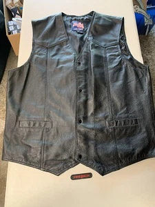 Leather U.S.A. Motorcycle Vest - Men’s 5XL - 4 Pocket *READ* - Picture 1 of 8