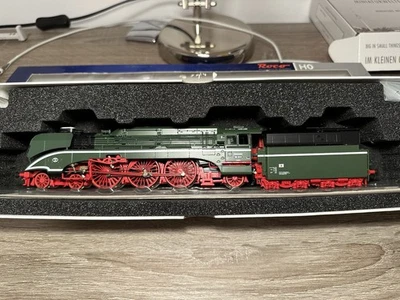 Roco Deutsche Reichsbahn Schnellzug Dampflokomotive HO, 63218, 18201 - Bild 1 von 4