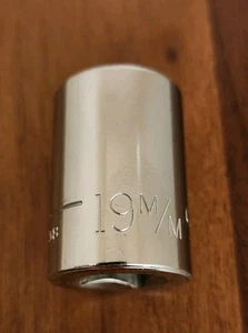 Craftsman USA 19mm Socket 12 Point 1/2" Drive V 44238  - Picture 1 of 5