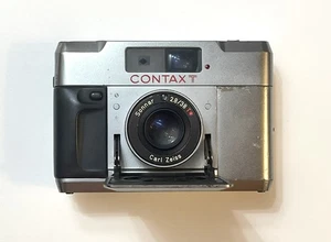 Cámara telémetro Contax T plateado 35 mm con flash T14 como está reparación leer descripción - Imagen 1 de 15