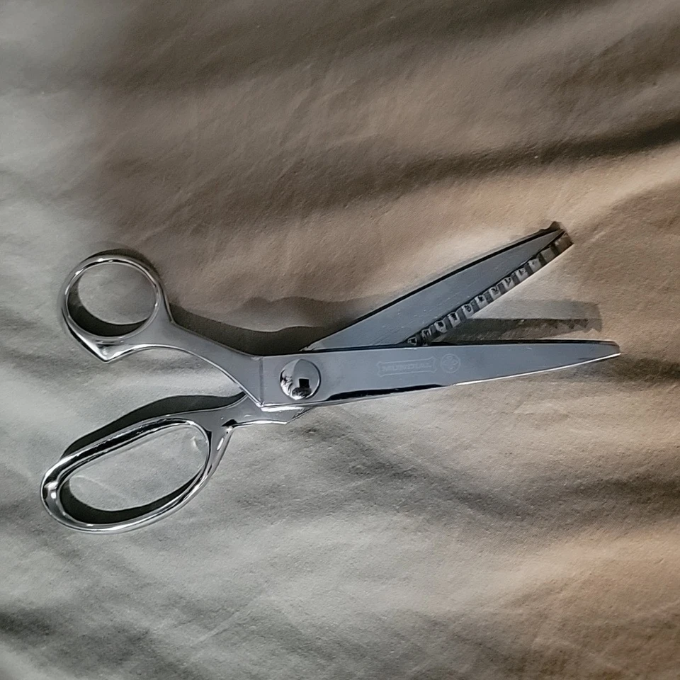 Vintage Mundial Pinking Fabric Scissors  Made in Brazil 407 CLH Chrome - Image 1 of 4