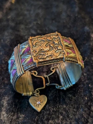 Pulsera de crin de caballo y cobre blanco y morado de J Dailey Design Foto 1 de 4