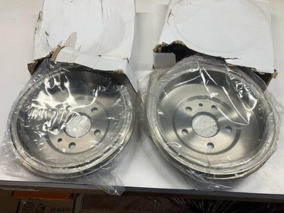 Set Pair Brake Drums CMX 97841 Replaces Raybestos Ray97841 & Carquest 4406753 - Image 1 of 2