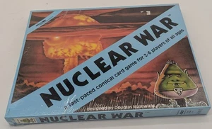 VERSIEGELT NEU IM KARTON Vintage Flying Buffalo Douglas Malewicki Atomkrieg Brettspiel, NEU - Bild 1 von 2