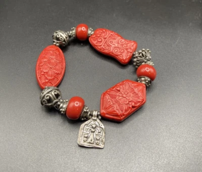 Pulsera elástica de resina con temática asiática de plata de ley Foto 1 de 4