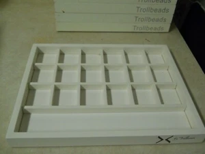 X by Trollbeads White 19 Compartment Bead & Bracelet Display Tray - Picture 1 of 4