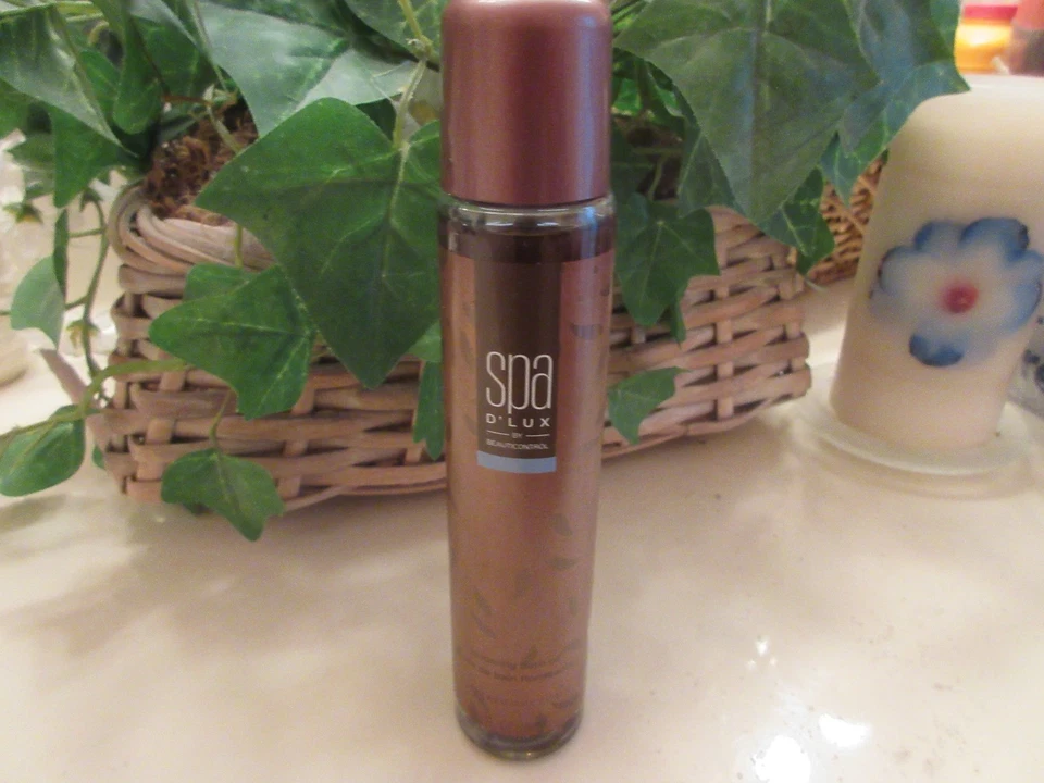 BeautiControl Spa D"Lux ¡Aceite de baño floreciente! 5 oz. Foto 1 de 1