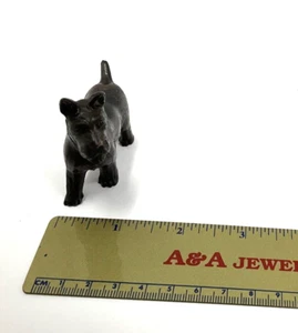 Affascinante statuina in ghisa Barasstar Schnauzer - decorazione cane vintage - Foto 1 di 9