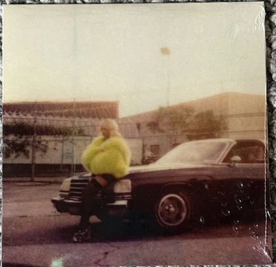 Sabrina Carpenter Please Please Please 7" Glow in the dark Vinyl Single - Image 1 of 2