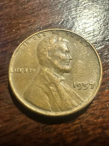 1957 Lincoln Wheat Penny Error Coin Cud Error Between B &E In Liberty (Lot 55) - Picture 1 of 3
