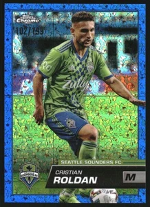 2023 Topps Chrome MLS Blue Mini-Diamonds Refractors #124 Cristian Roldan /199 - Picture 1 of 2