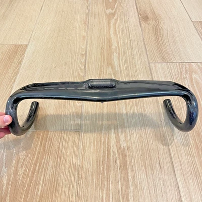 Gloss Carbon Road/Gravel Bike Aero Handlebars 31.8 400 mm Drop Bars - Image 1 of 4