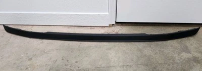 Jeep Liberty 2008-2012 presa de aire OEM 57010122AA Foto 1 de 4