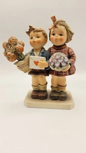 Hummel, "Close Harmony", Girls Singing, vintage figurine by Goebel - Picture 1 of 7