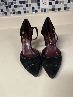 CHANEL Vintage Late 1980's - Early 1990's D'Orsay Pumps Size 35 Suede White Stit - Image 1 of 4