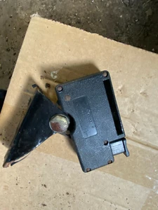 Triumph Spitfire GT6 Britax Seatbelt Anchor Buckle Clip & Bracket. Right Hand - Picture 1 of 5