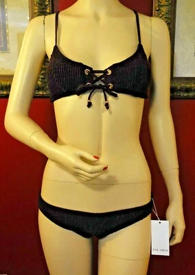 Nuevo con etiquetas Top de Bikini Fox Swim Zulú Talla Pequeña y Parte Inferior Zulú Talla Mediana - Merlot Foto 1 de 4
